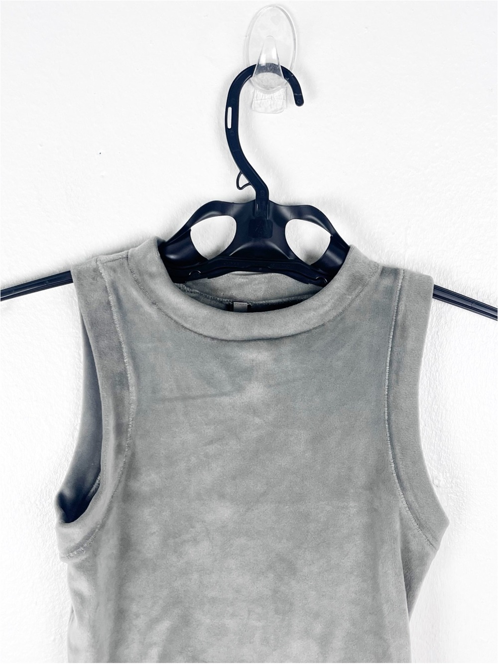 SKIMS Gray Velour High Neck Tank Top Size XS Casual Neutral Cozy Minimalist Boho - Picture 7 of 8